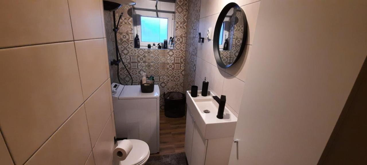 Apartman Twins Self Check In & Self Check Out Otočac المظهر الخارجي الصورة