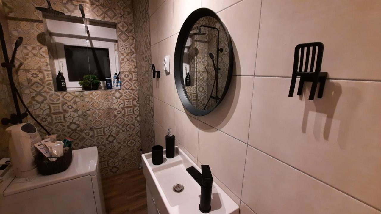 Apartman Twins Self Check In & Self Check Out Otočac المظهر الخارجي الصورة